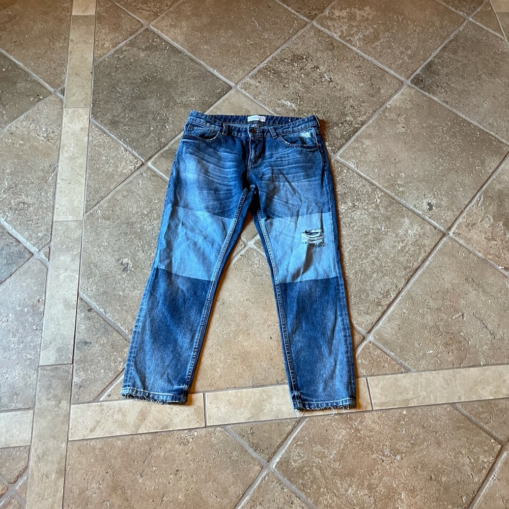 Distressed Boyfriend Jean